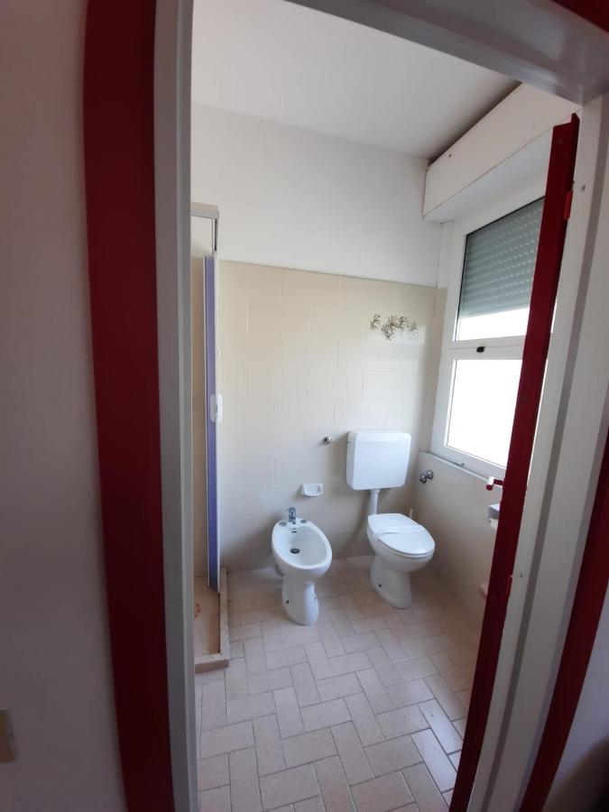 Hotel Vittoria Кианчано Терме Екстериор снимка